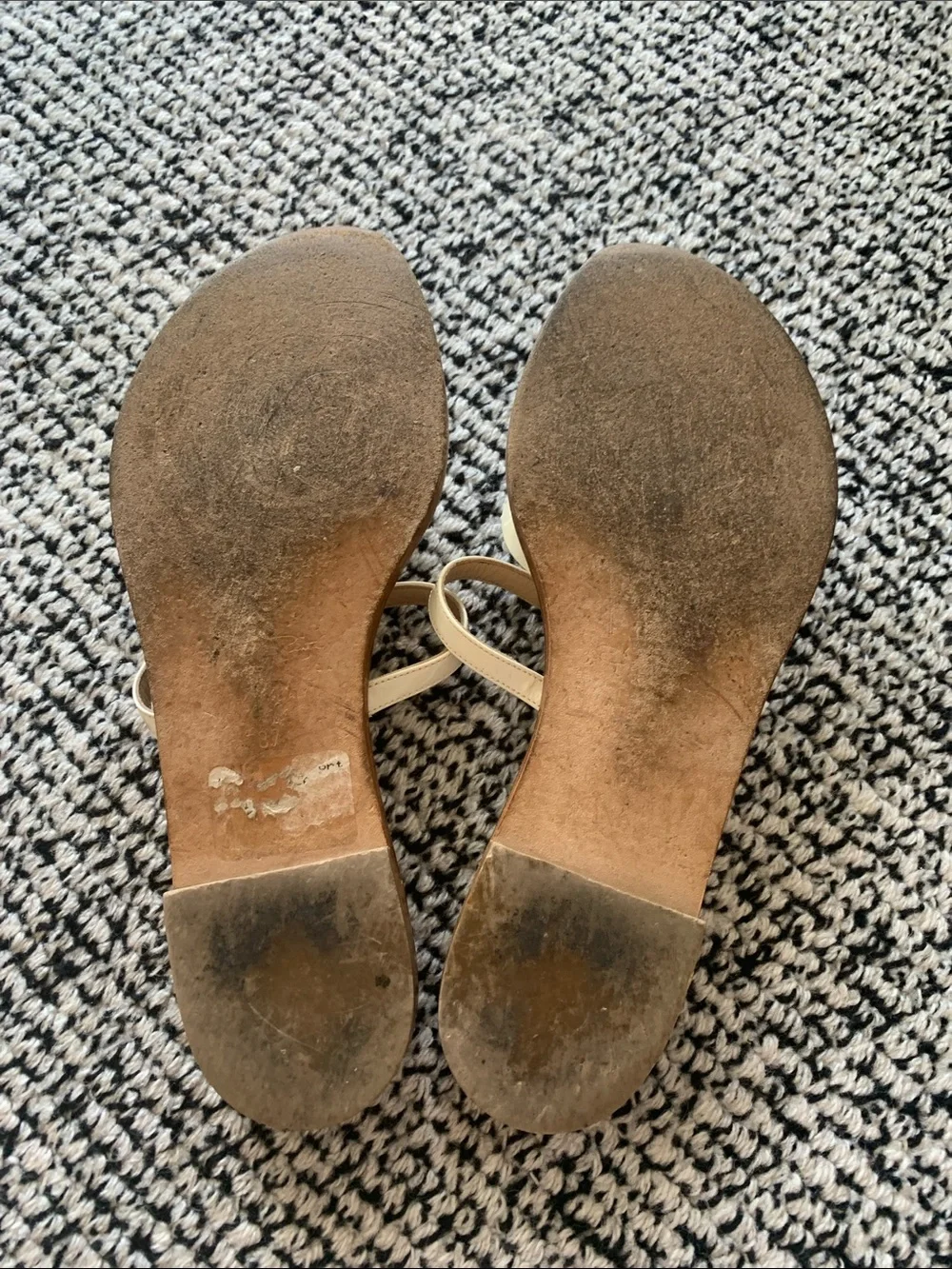 Oscar de la Renta chic slides